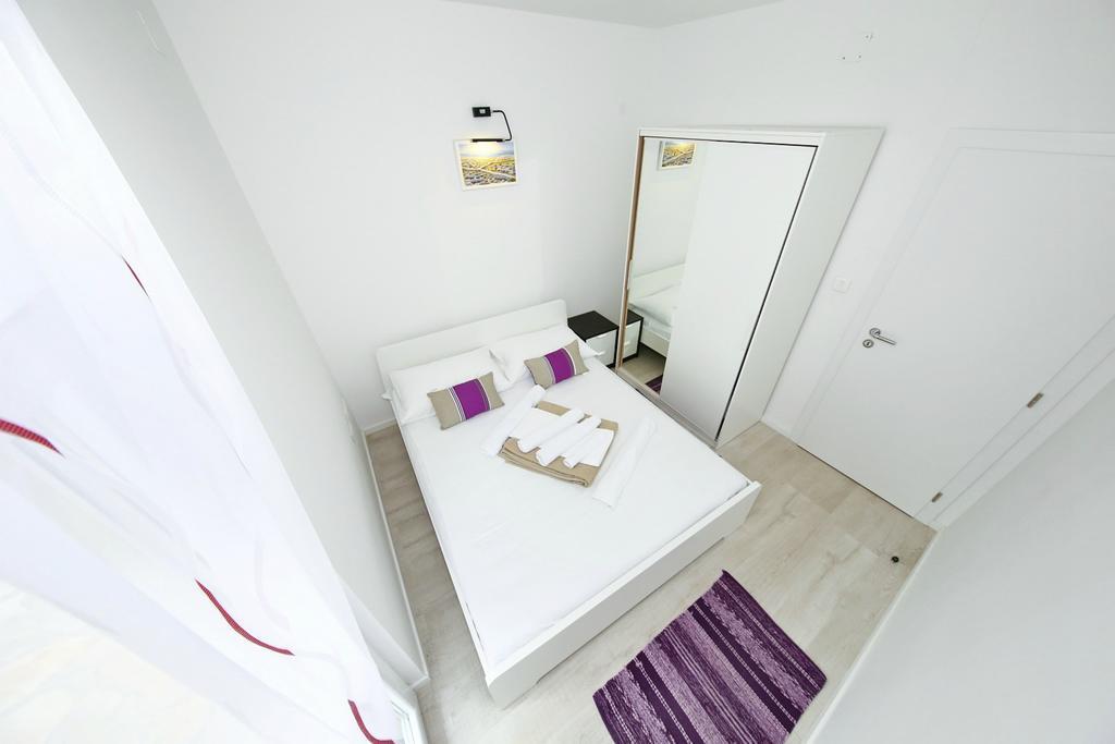 Apartments Matkovic Sveti Filip i Jakov Kültér fotó