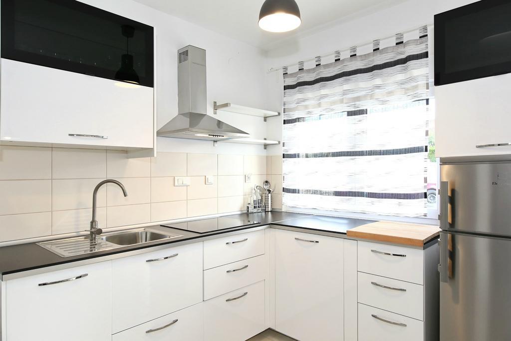 Apartments Matkovic Sveti Filip i Jakov Kültér fotó